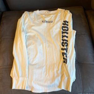 White long sleeve t shirt